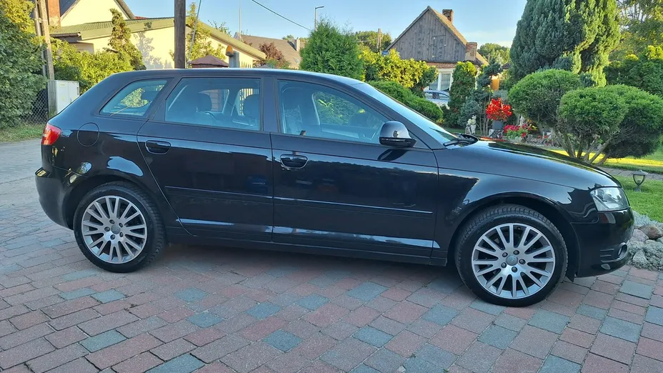 AUDI A3 Sportback -
