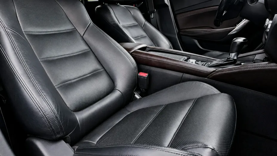 MAZDA 6 -