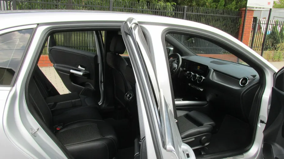 MERCEDES-BENZ B Klasa -