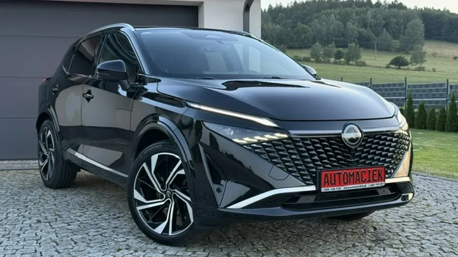 NISSAN Qashqai -