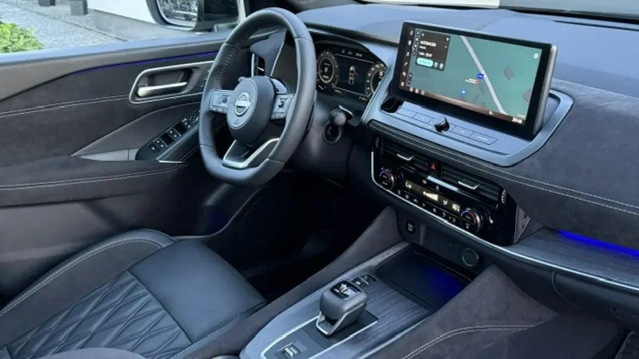 NISSAN Qashqai -