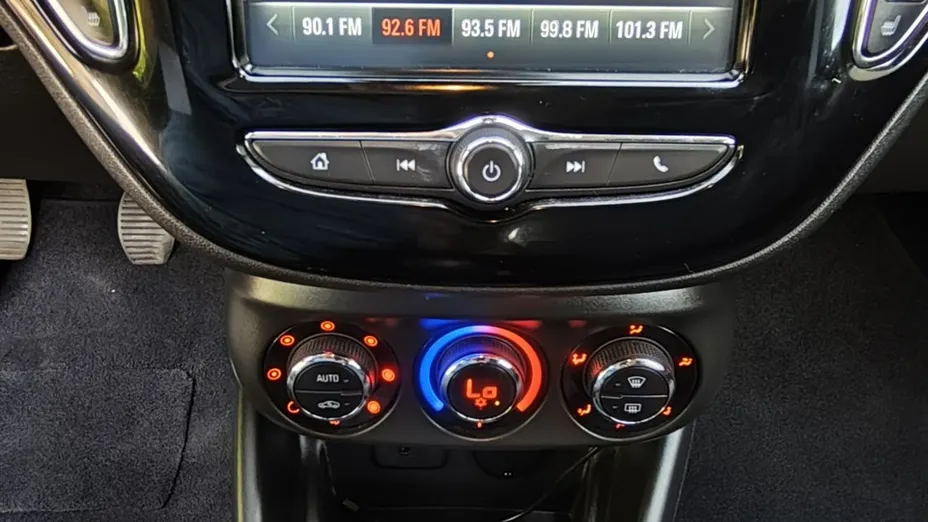 OPEL Corsa -
