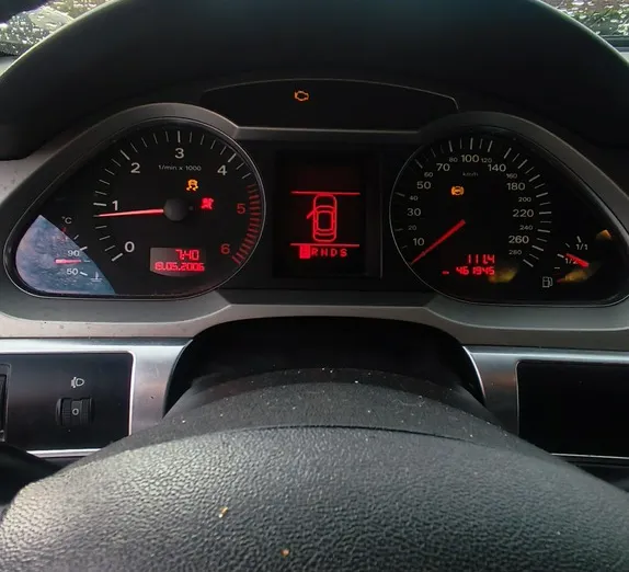 AUDI A6 -