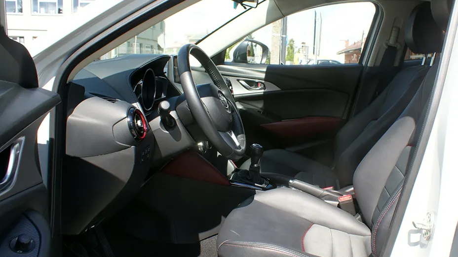 MAZDA CX-3 -