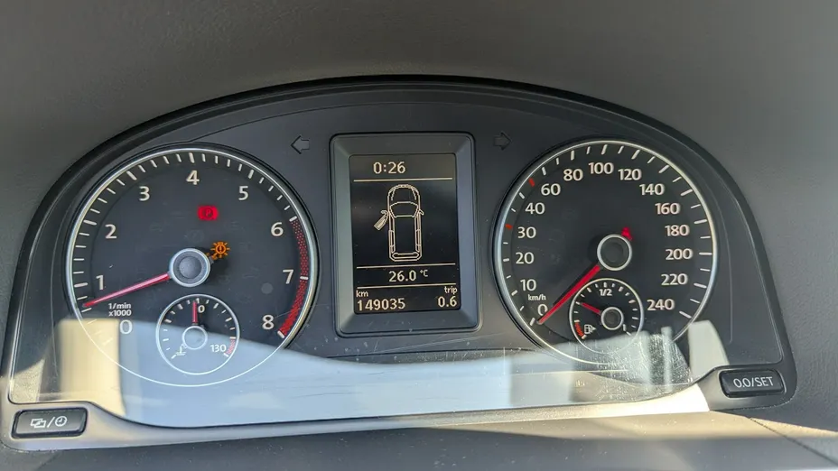 VOLKSWAGEN Touran -