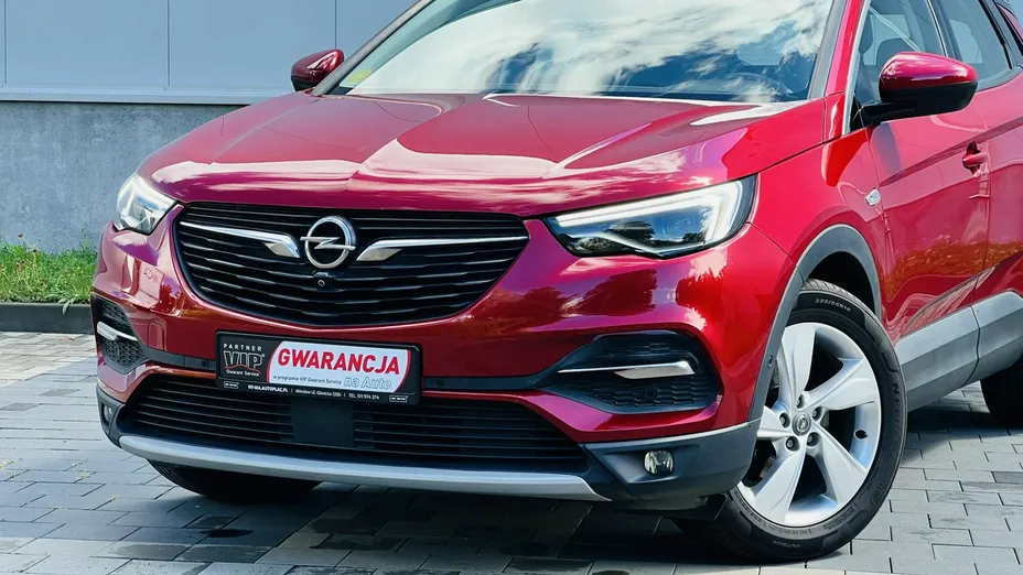 OPEL Grandland X -