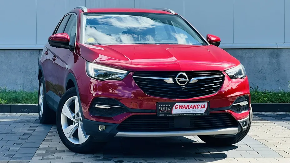 OPEL Grandland X -