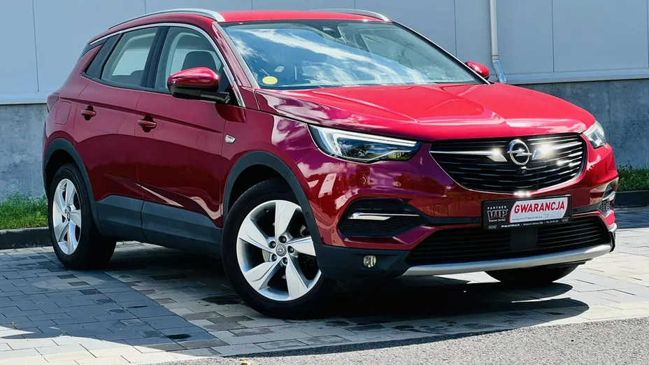 OPEL Grandland X -