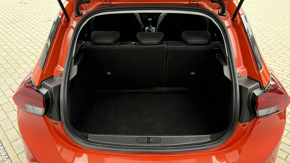 OPEL Corsa -