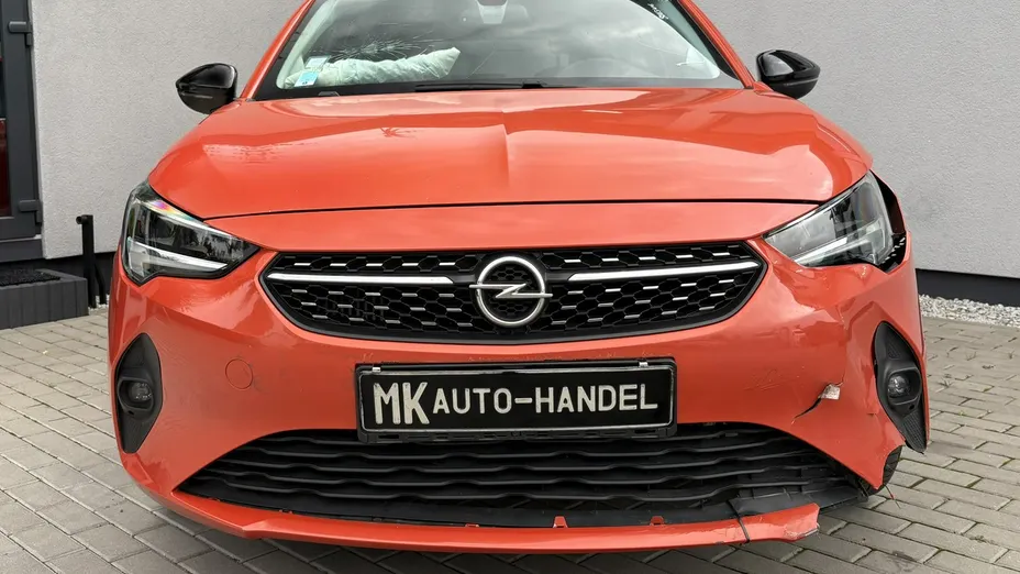 OPEL Corsa -