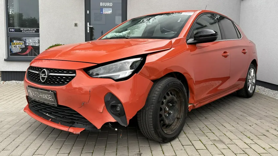 OPEL Corsa -