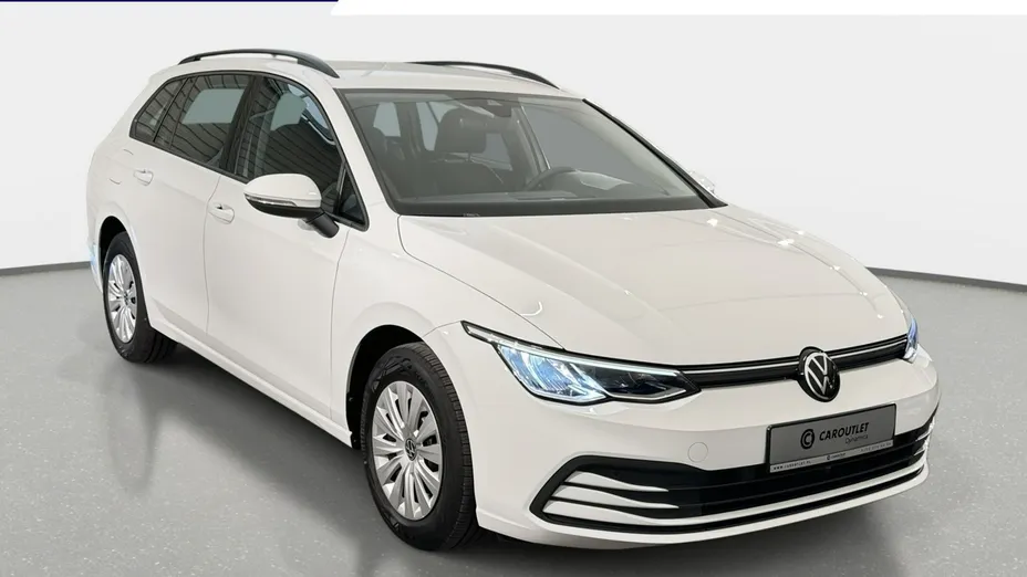 VOLKSWAGEN Golf -