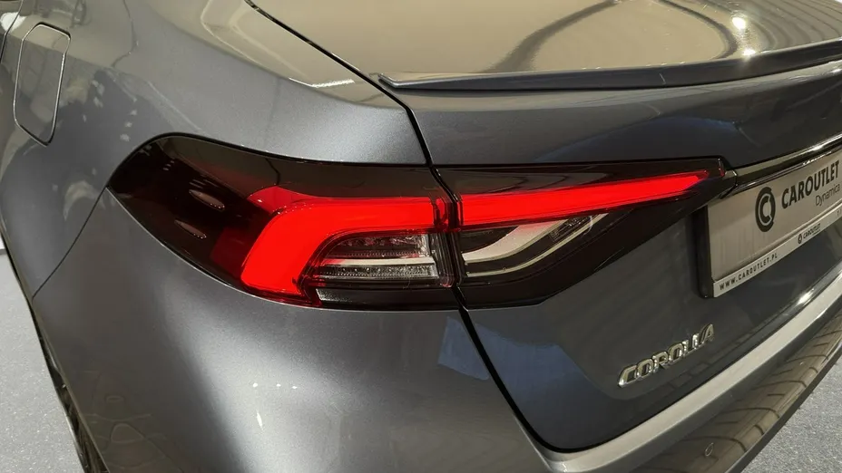TOYOTA Corolla -