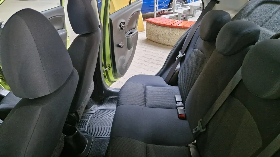 NISSAN Micra -