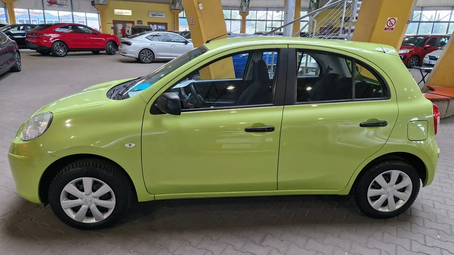 NISSAN Micra -