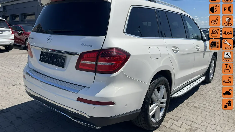MERCEDES-BENZ GLS -