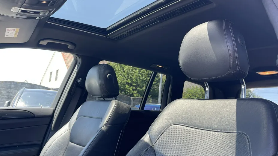 MERCEDES-BENZ GLS -