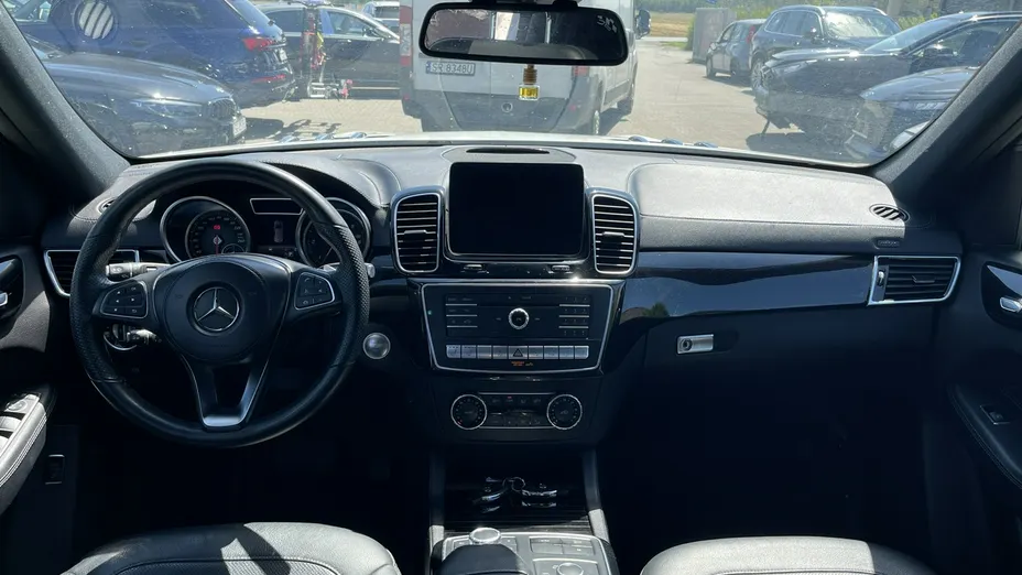 MERCEDES-BENZ GLS -