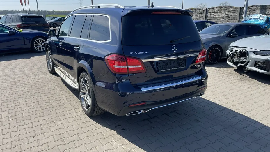 MERCEDES-BENZ GLS -