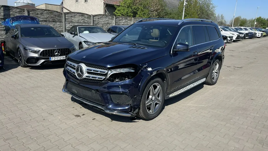 MERCEDES-BENZ GLS -