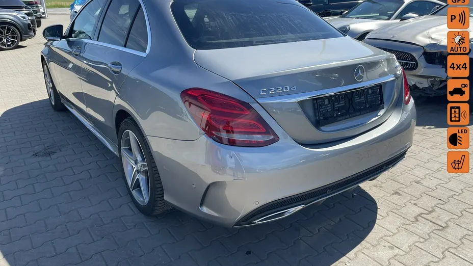 MERCEDES-BENZ C Klasa -