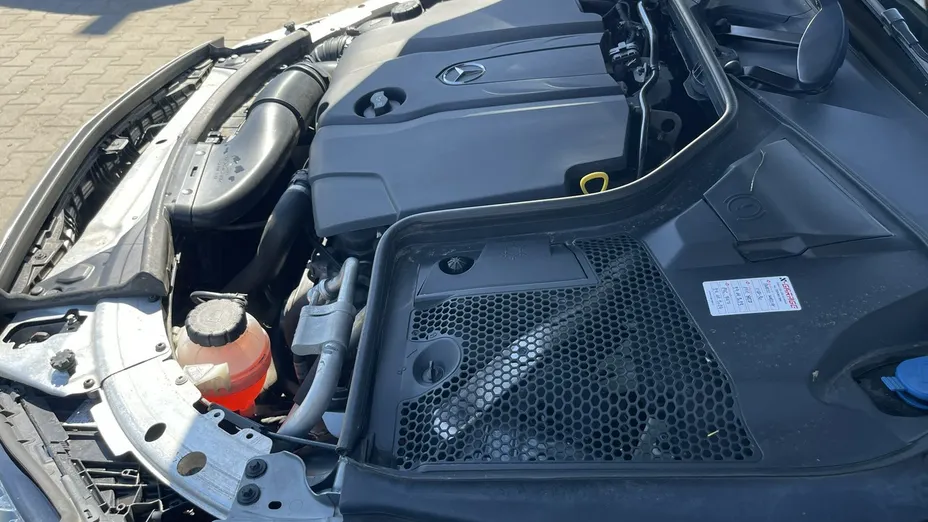 MERCEDES-BENZ C Klasa -