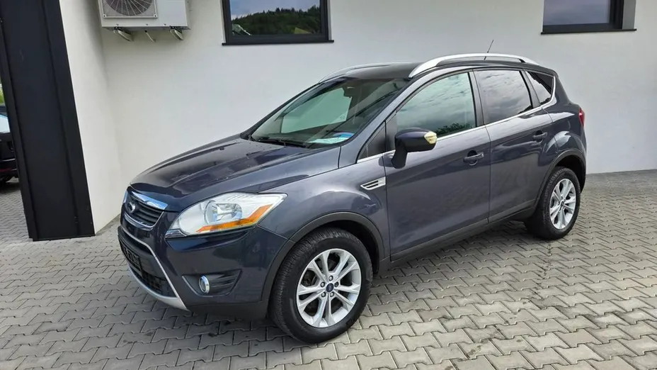 FORD Kuga -
