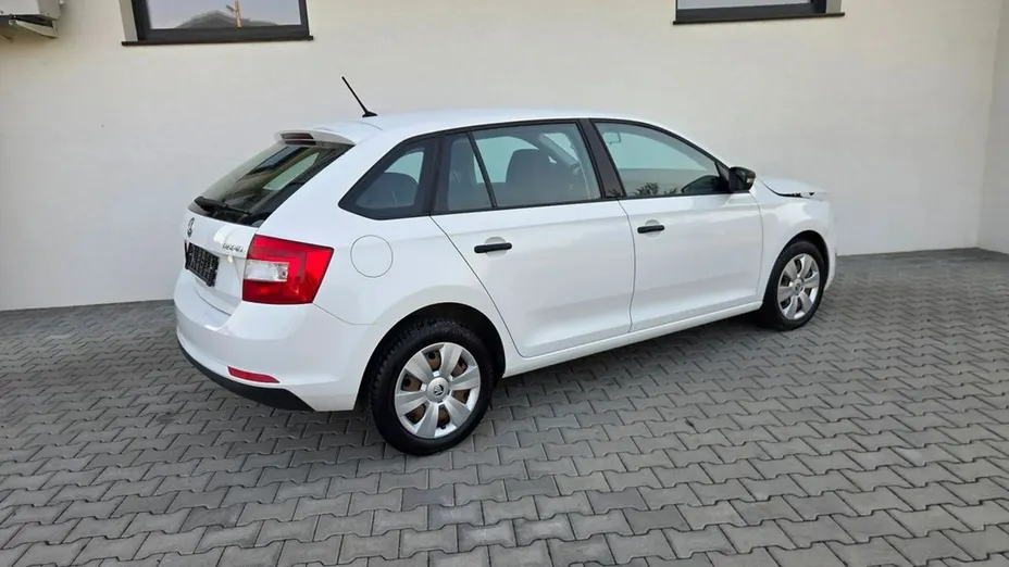 SKODA Rapid -