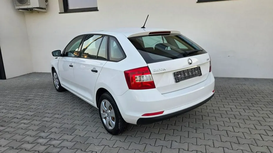 SKODA Rapid -