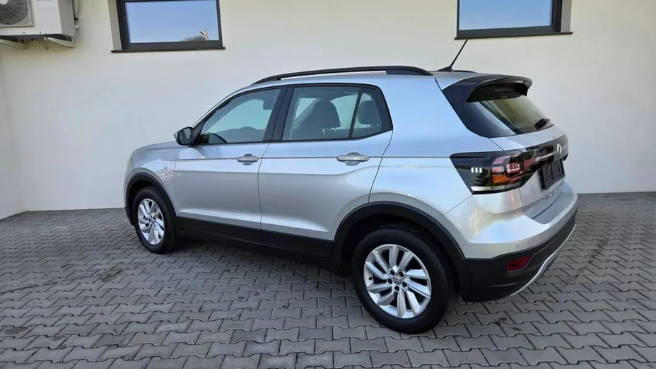 VOLKSWAGEN T-Cross -
