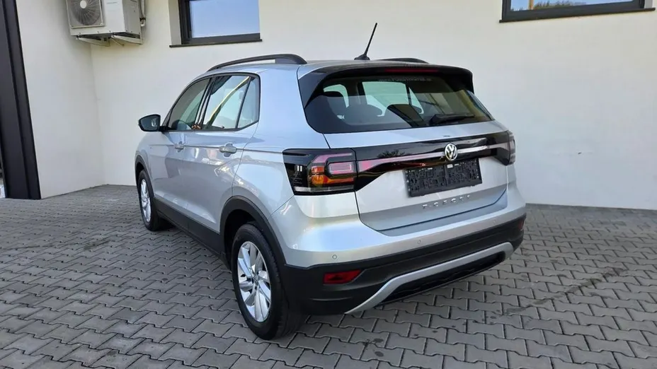 VOLKSWAGEN T-Cross -