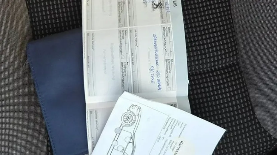 PEUGEOT Partner -
