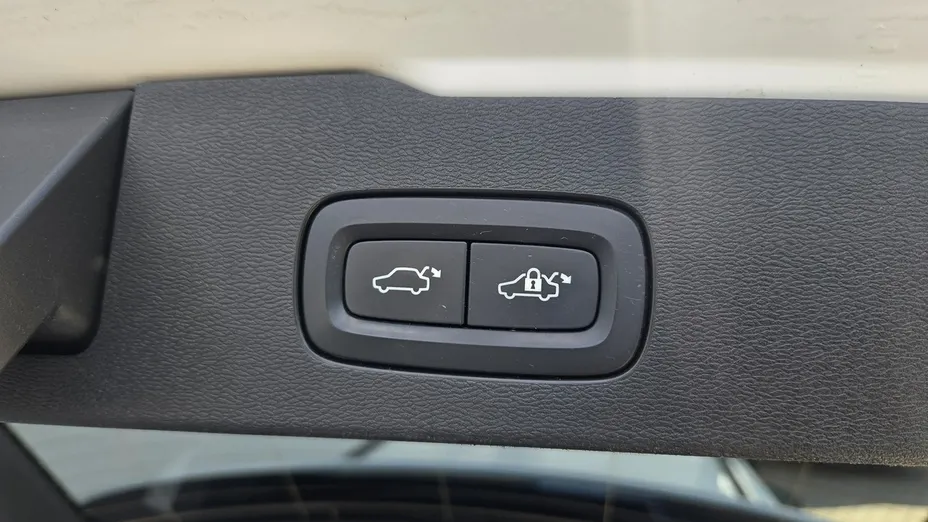VOLVO V60 -