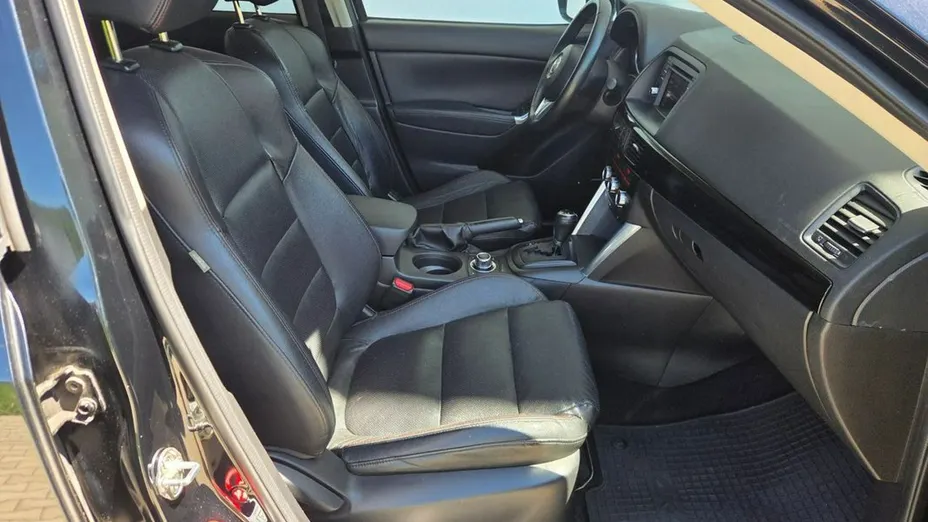 MAZDA CX-5 -