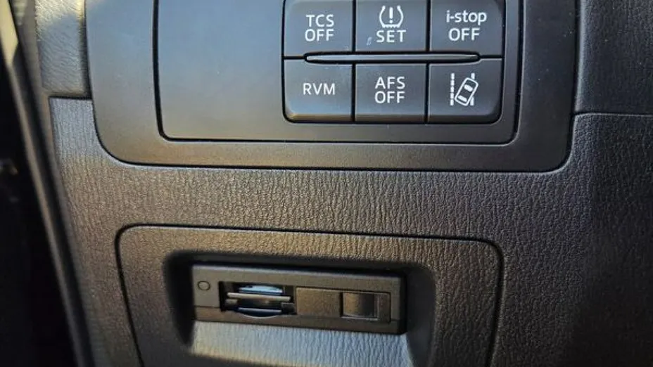 MAZDA CX-5 -