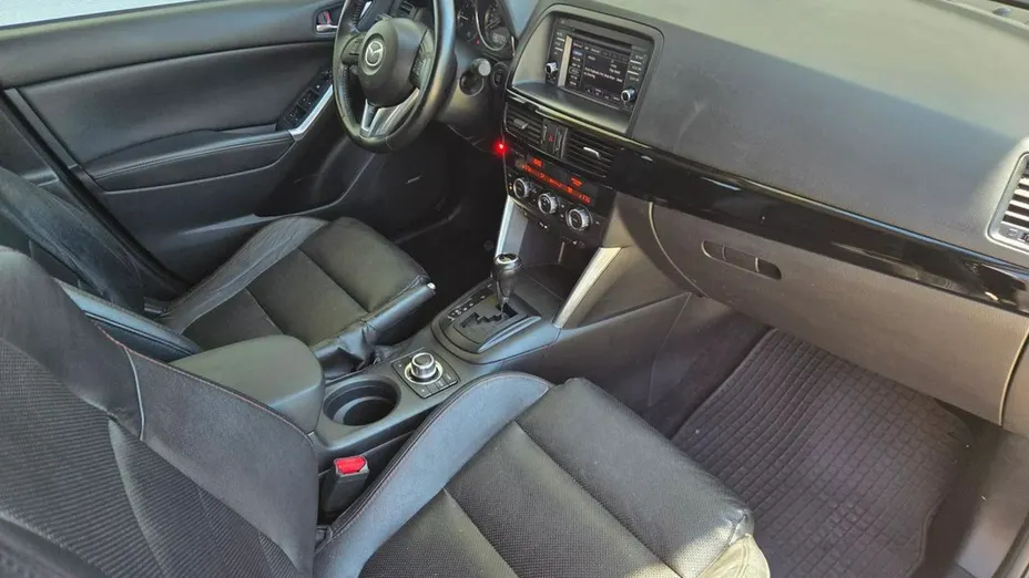 MAZDA CX-5 -