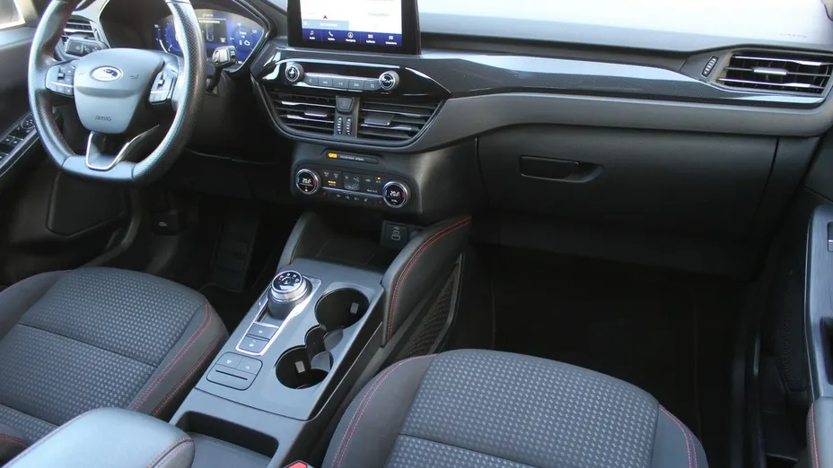 FORD Kuga -