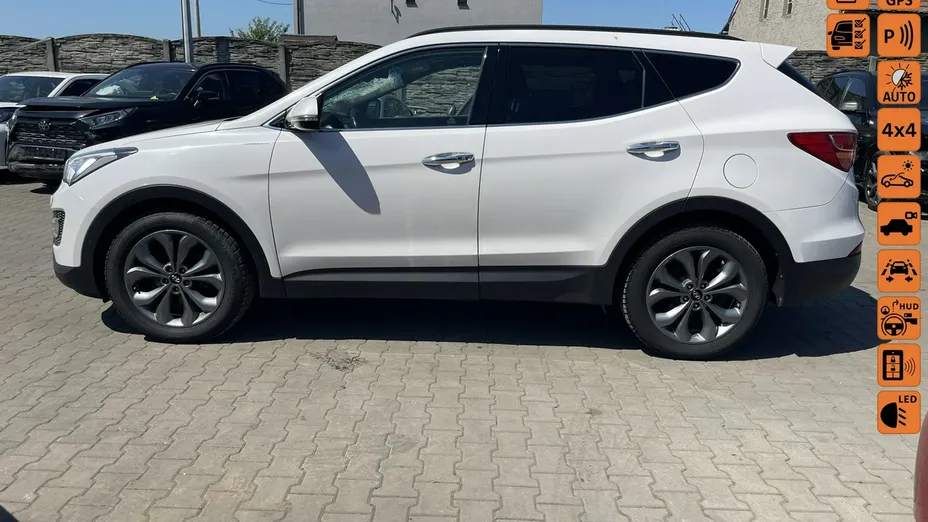 HYUNDAI Santa Fe -