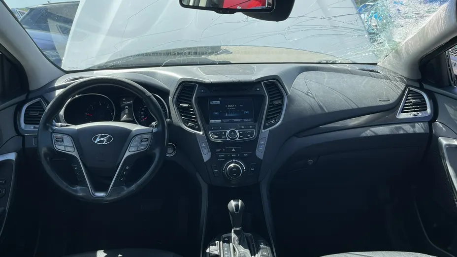 HYUNDAI Santa Fe -