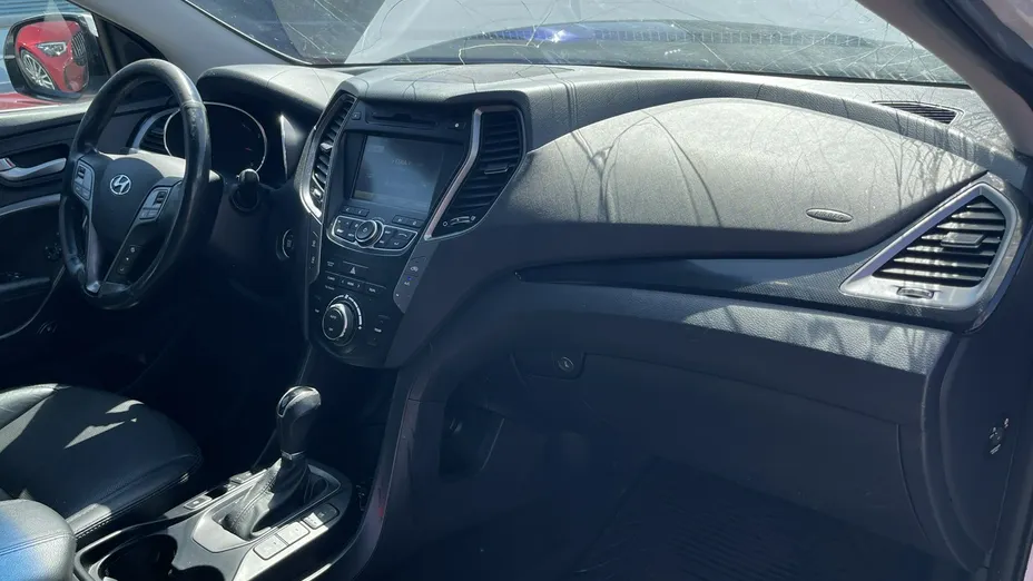 HYUNDAI Santa Fe -