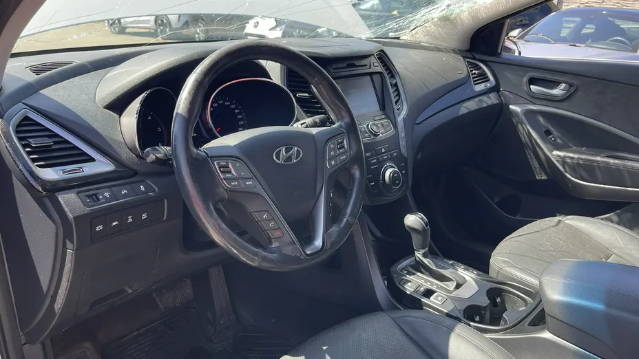 HYUNDAI Santa Fe -