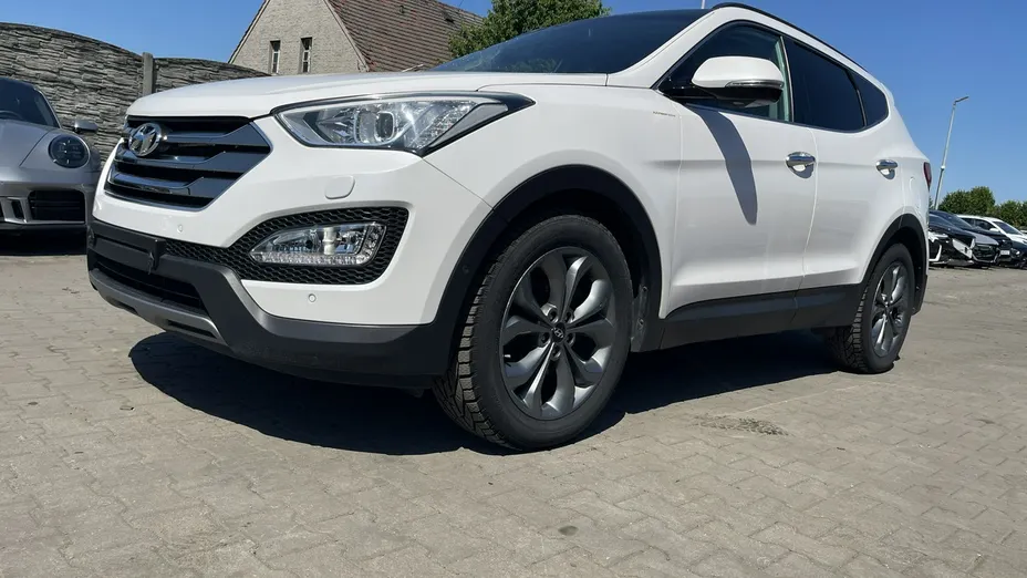 HYUNDAI Santa Fe -