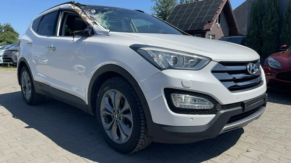 HYUNDAI Santa Fe -