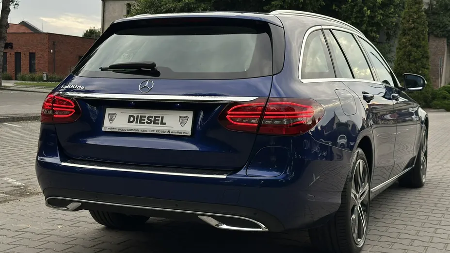 MERCEDES-BENZ C Klasa -