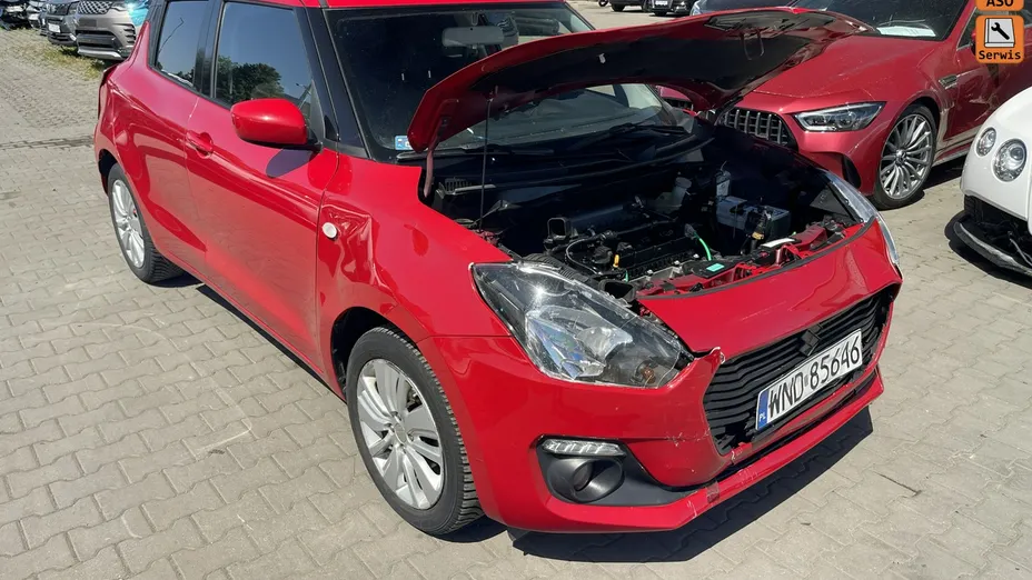 SUZUKI Swift -