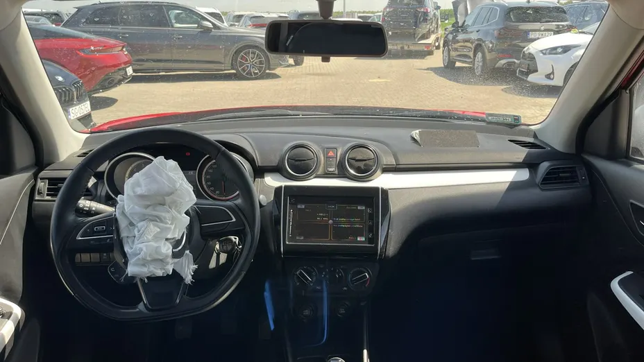 SUZUKI Swift -