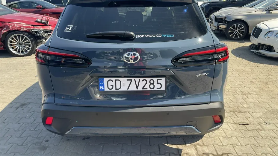 TOYOTA Corolla Cross -