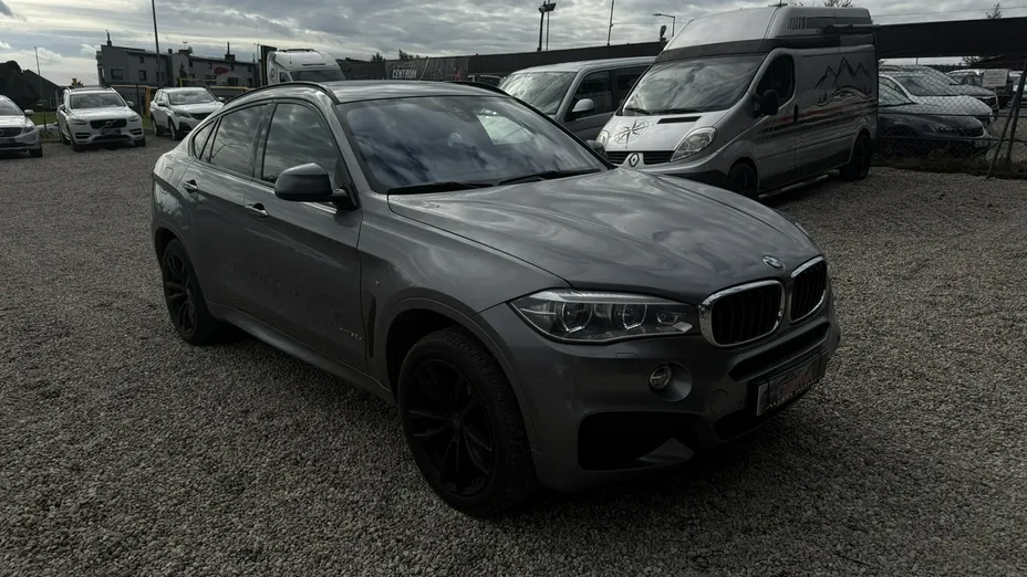 BMW X6 -