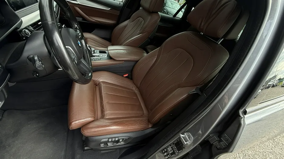 BMW X6 -