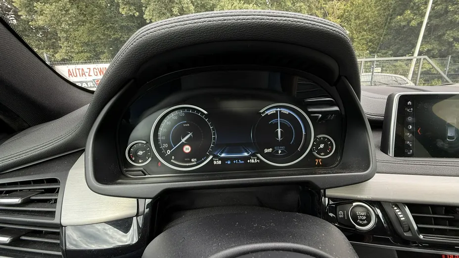 BMW X6 -